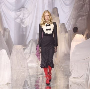 Alessandro Michele’s New Valentino Is a Triumph valentino pavillon des folies runway paris fashion week spring summer 2025